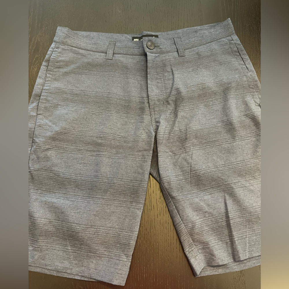 Travismathew men’s shorts
